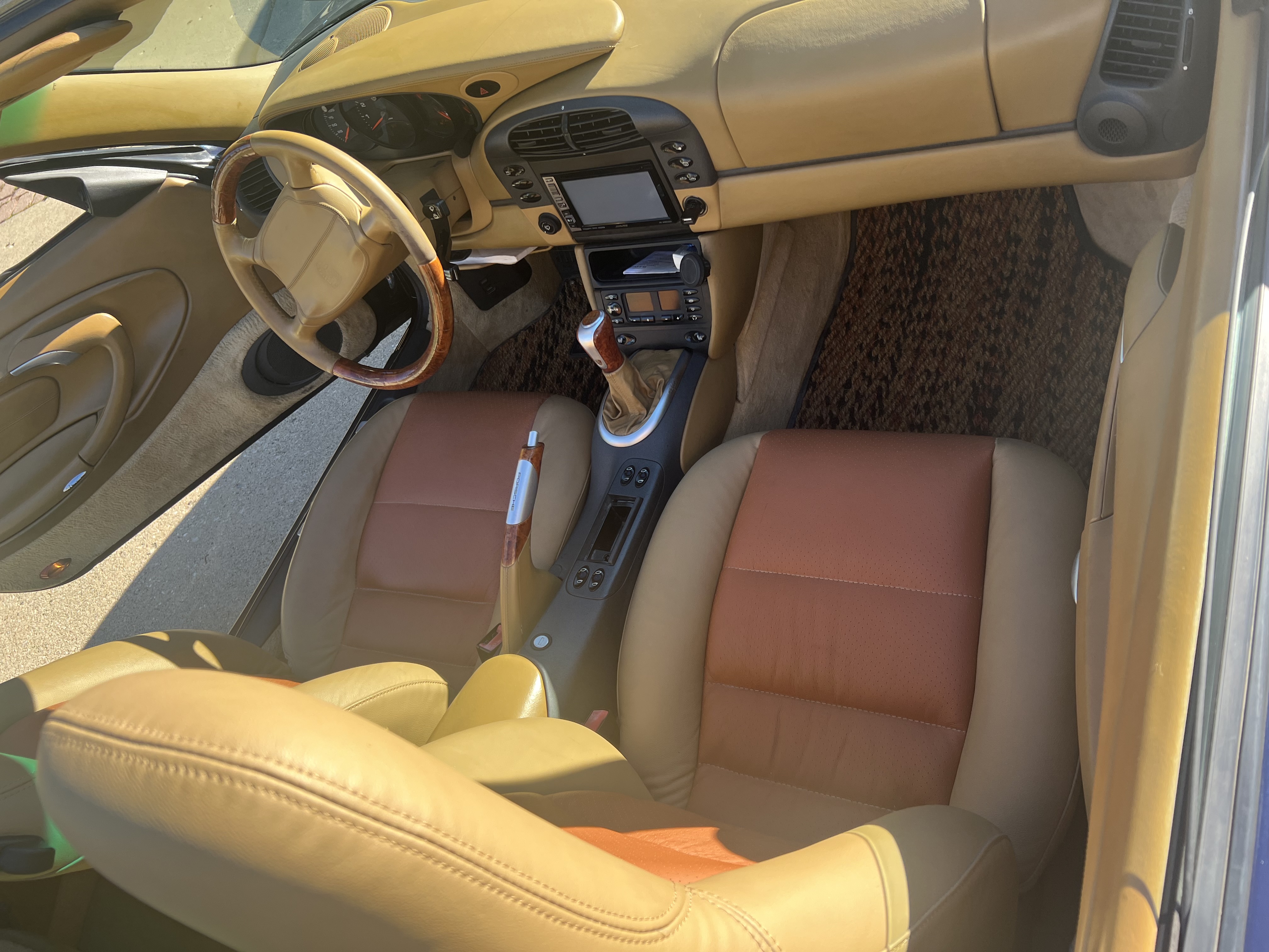Used 1999 Porsche 911 Cabriolet image 28