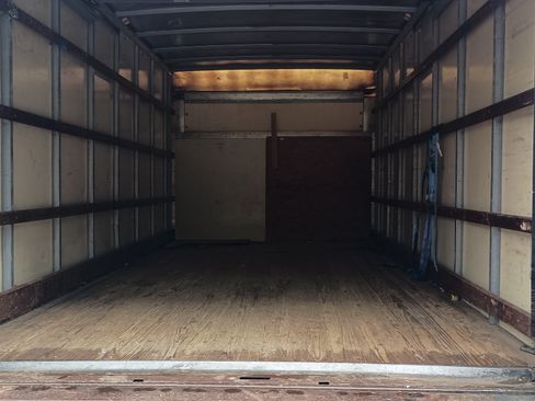 Used 2002 Ford E-350 and Econoline 350 Super Duty image 5