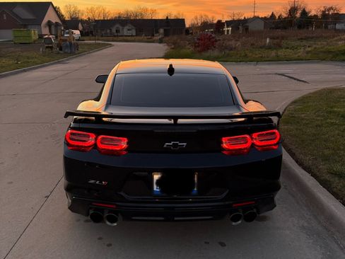 Used 2023 Chevrolet Camaro ZL1 image 8
