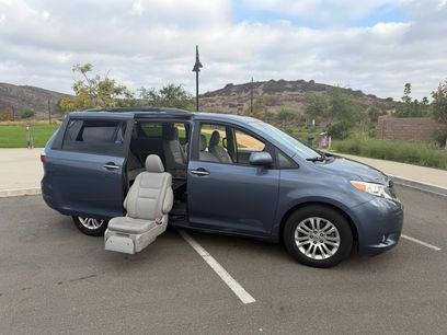 Used 2016 Toyota Sienna XLE