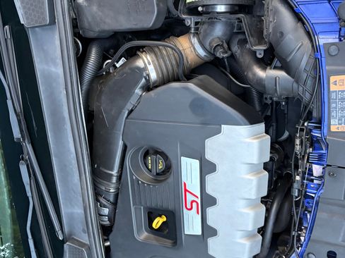 Used 2015 Ford Focus ST w/ Equipment Group 401A FWD image 7