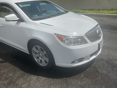 Used 2011 Buick LaCrosse CXL image 8