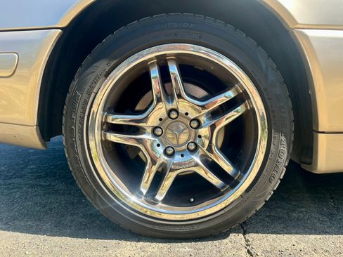 Used 2000 Mercedes-Benz SL 500 image 24