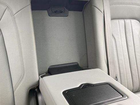 Used 2018 Audi Q5 2.0T Premium Plus w/ Premium Plus Package AWD/4WD image 11