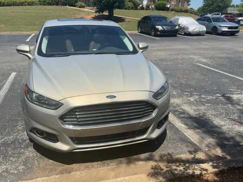 Used 2015 Ford Fusion Titanium FWD image 3