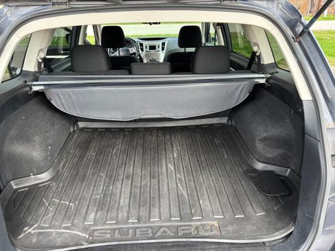 Used 2014 Subaru Outback 2.5i Premium image 5