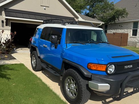 Used 2008 Toyota FJ Cruiser 2WD image 14
