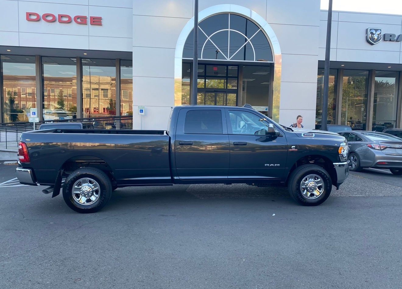 Used 2020 RAM 3500 Tradesman w/ Towing Technology Group AWD/4WD image 2