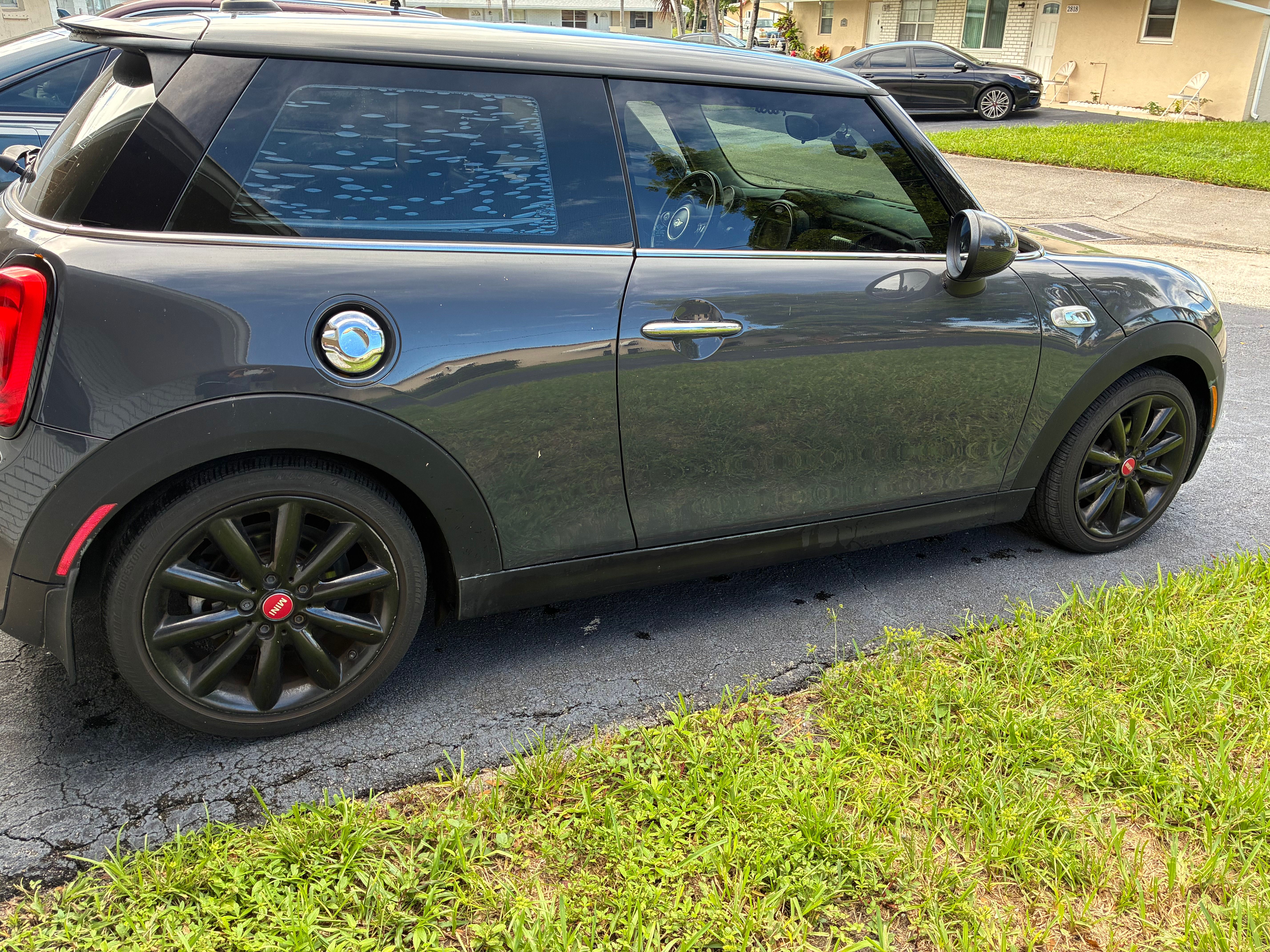Used 2016 MINI Cooper S w/ Media Package FWD image 4