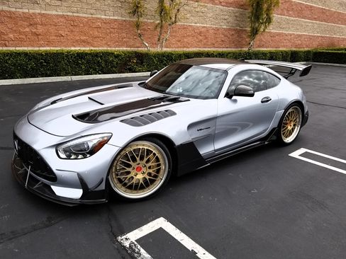 Used 2016 Mercedes-Benz AMG GT S image 2