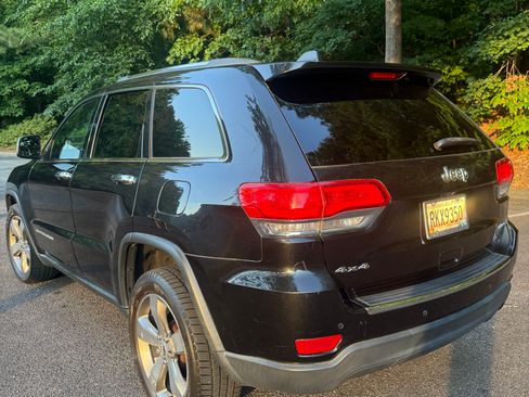 Used 2015 Jeep Grand Cherokee Limited AWD/4WD image 6