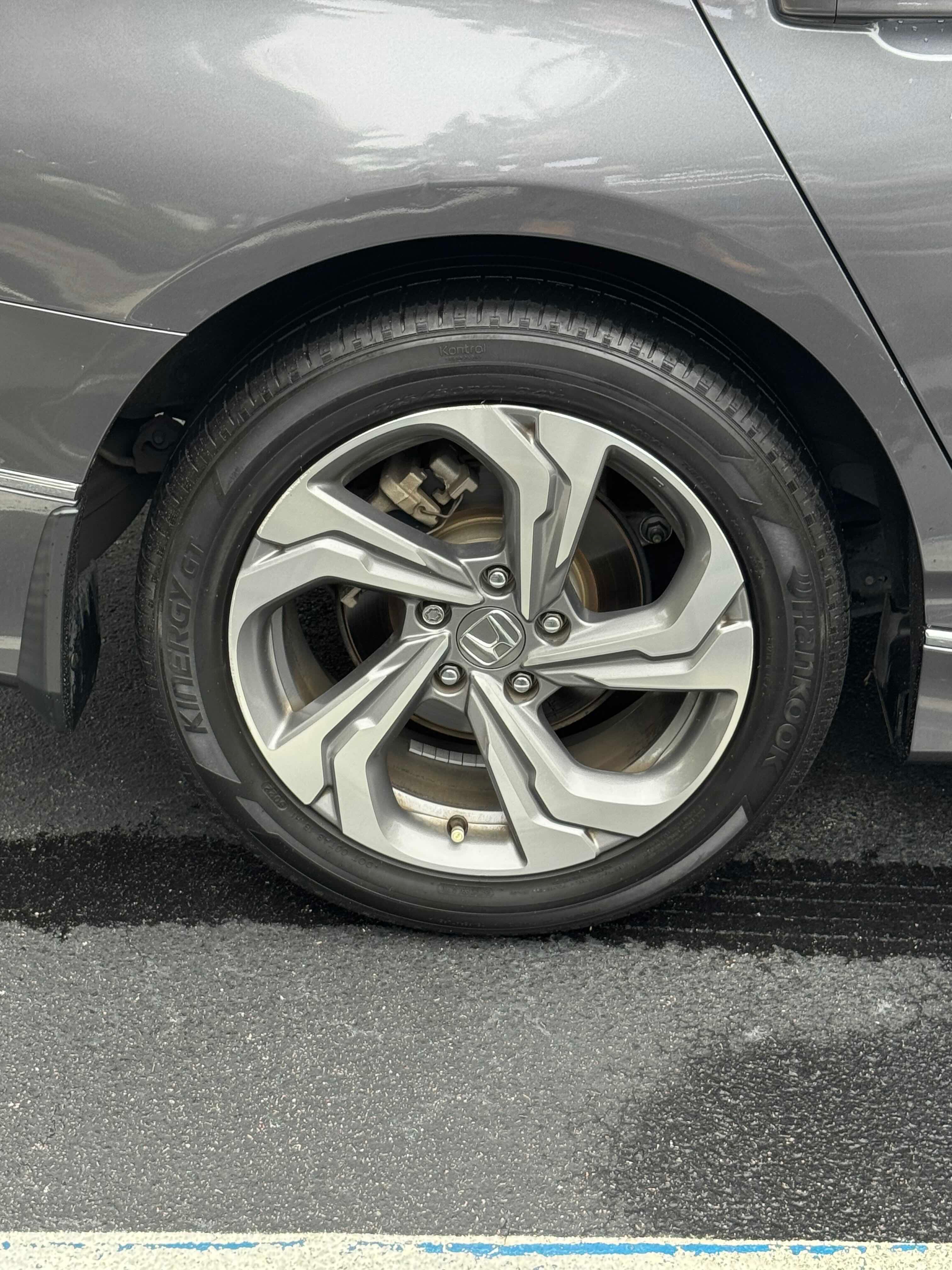 Used 2018 Honda Accord EX-L image 6