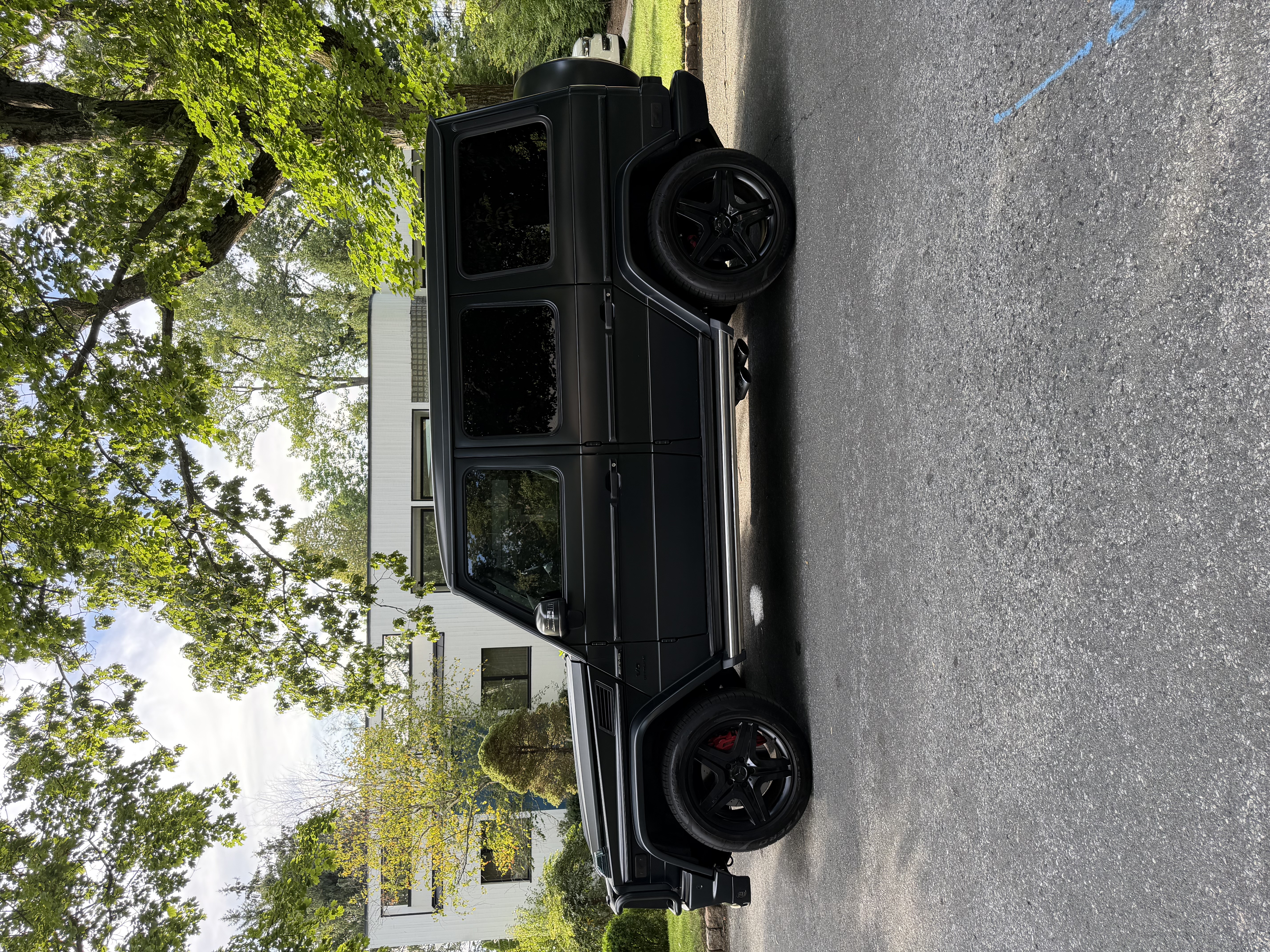 Used 2013 Mercedes-Benz G 63 AMG 4MATIC image 2