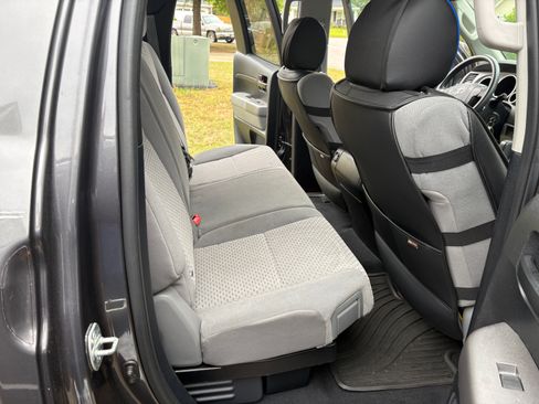 Used 2012 Toyota Tundra 2WD Double Cab w/ SR5 Pkg image 10