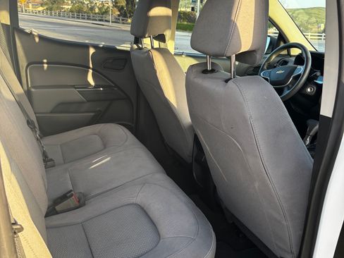 Used 2015 Chevrolet Colorado W/T w/ WT Convenience Package image 10