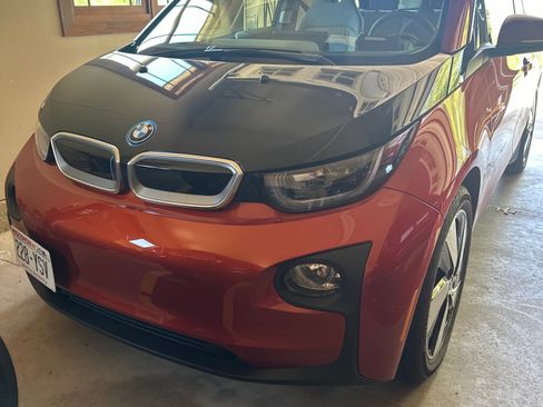 Used 2014 BMW i3 image 1