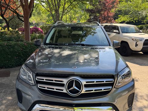 Used 2017 Mercedes-Benz GLS 450 4MATIC image 4