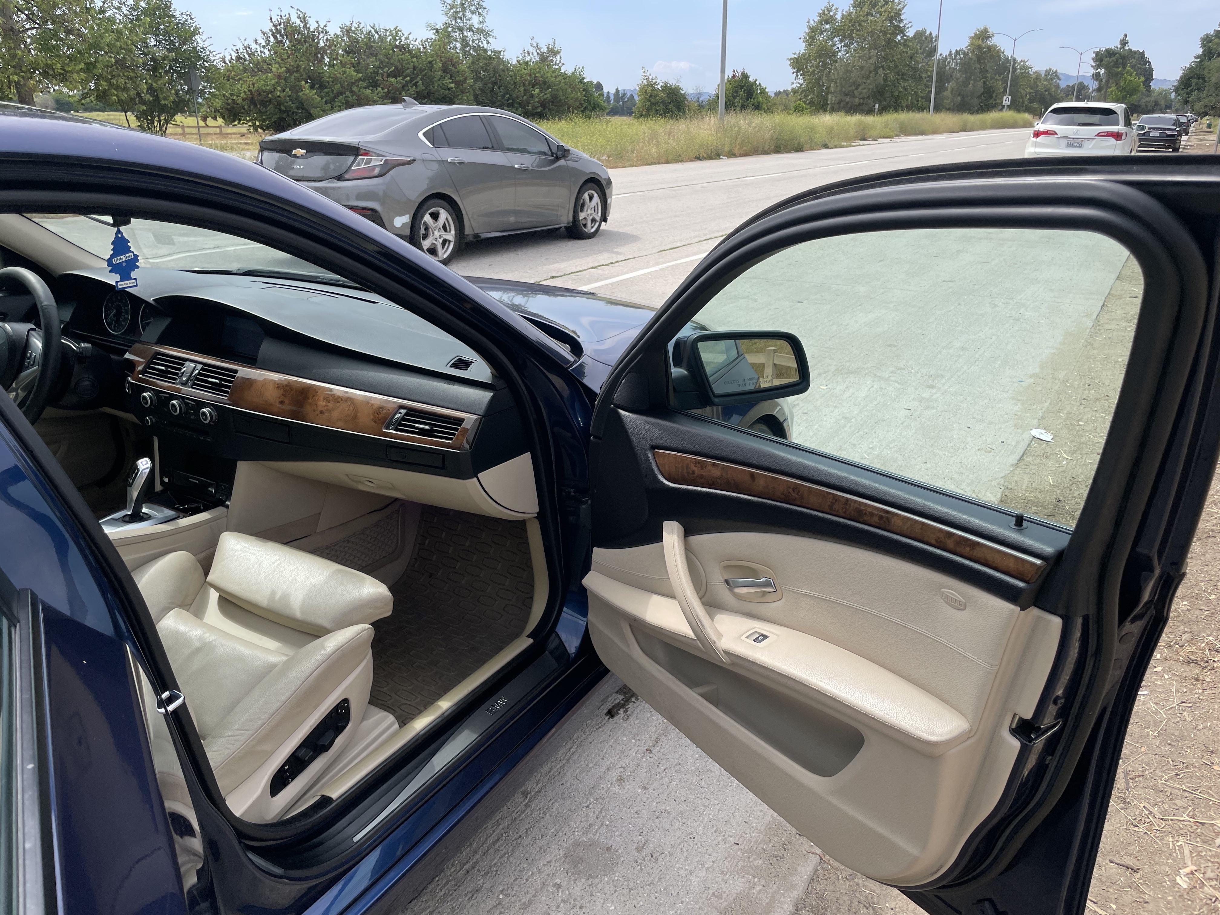 Used 2010 BMW 535i Sedan RWD image 14