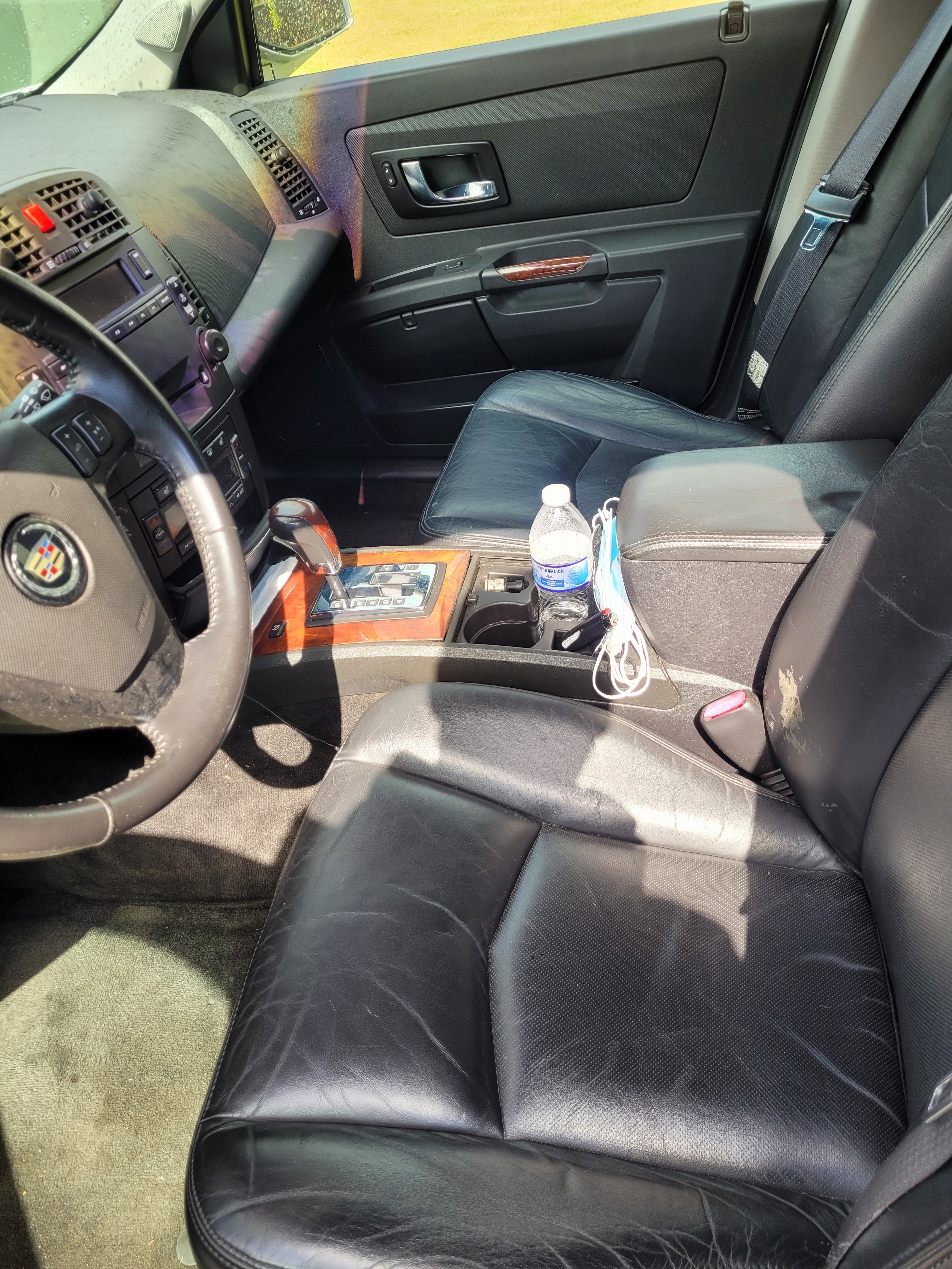 Used 2004 Cadillac SRX w/ Preferred Equipment Group AWD/4WD image 8