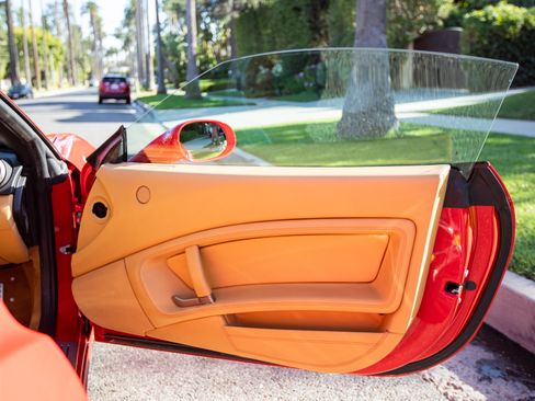 Used 2012 Ferrari California image 22