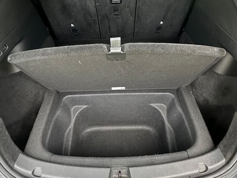 Used 2022 Tesla Model Y Long Range AWD/4WD image 8