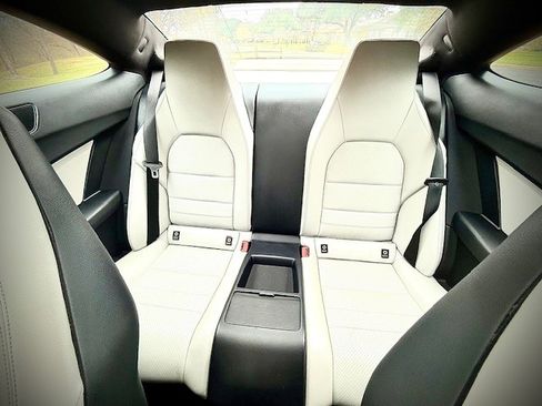 Used 2013 Mercedes-Benz C 250 Coupe image 11