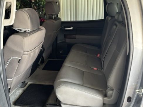 Used 2011 Toyota Tundra Limited w/ Memory Pkg RWD image 13