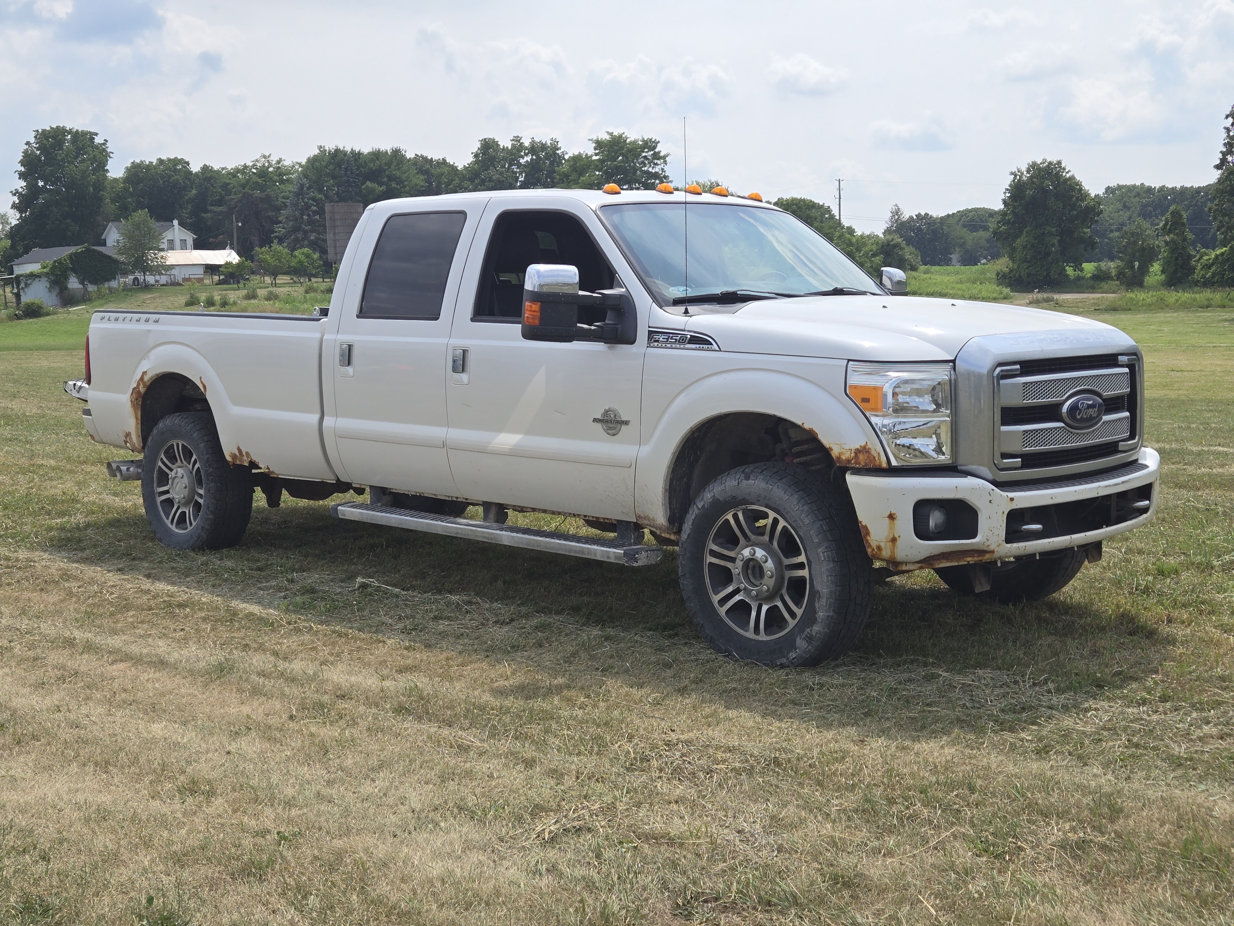 Used 2013 Ford F350 Platinum AWD/4WD image 2