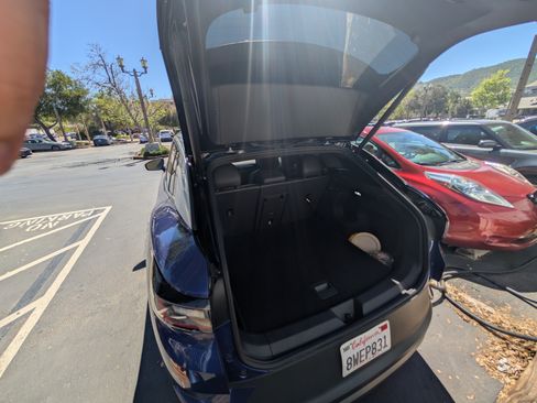 Used 2021 Volkswagen ID.4 1st Edition image 8