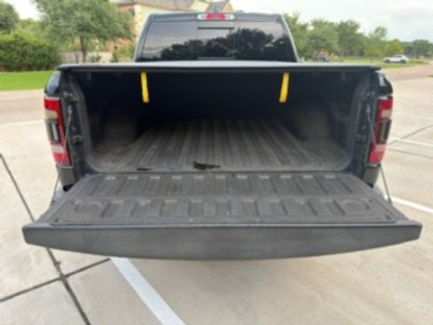 Used 2019 RAM 1500 Big Horn RWD image 18