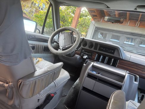 Used 1997 Dodge B2500 RWD image 13