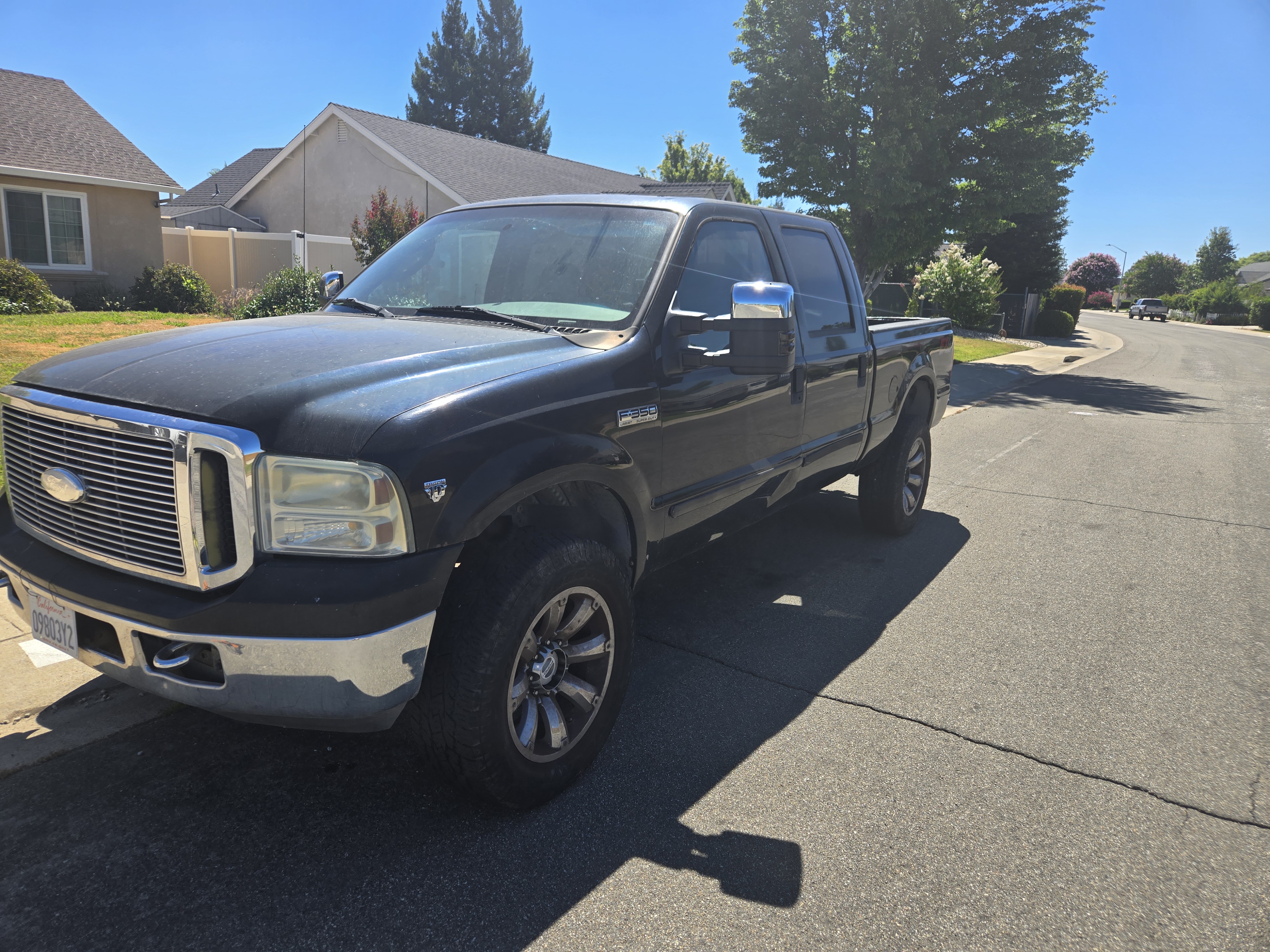 Used 2006 Ford F350 Lariat AWD/4WD image 6