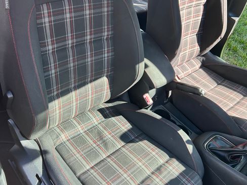 Used 2012 Volkswagen GTI 4-Door image 4