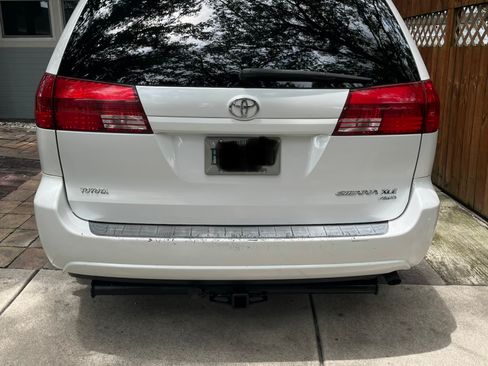Used 2005 Toyota Sienna AWD image 4
