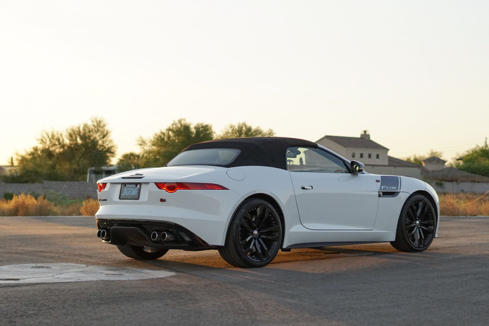 Used 2014 Jaguar F-TYPE S RWD image 8