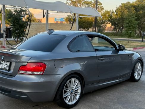 Used 2011 BMW 128i Coupe RWD image 6
