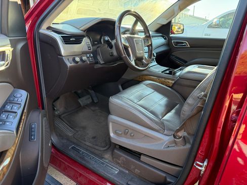 Used 2015 GMC Yukon Denali w/ Open Road Package image 9