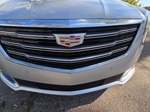 Used 2019 Cadillac XTS Luxury image 5