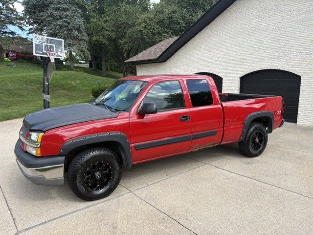 Used 2003 Chevrolet Silverado 1500 LS w/ Off-Road Package AWD/4WD image 1