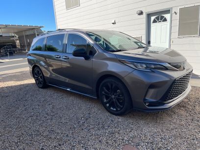 Used 2022 Toyota Sienna XSE