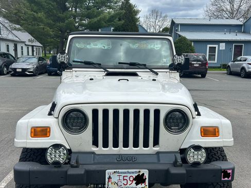 Used 2000 Jeep Wrangler Sahara AWD/4WD image 1