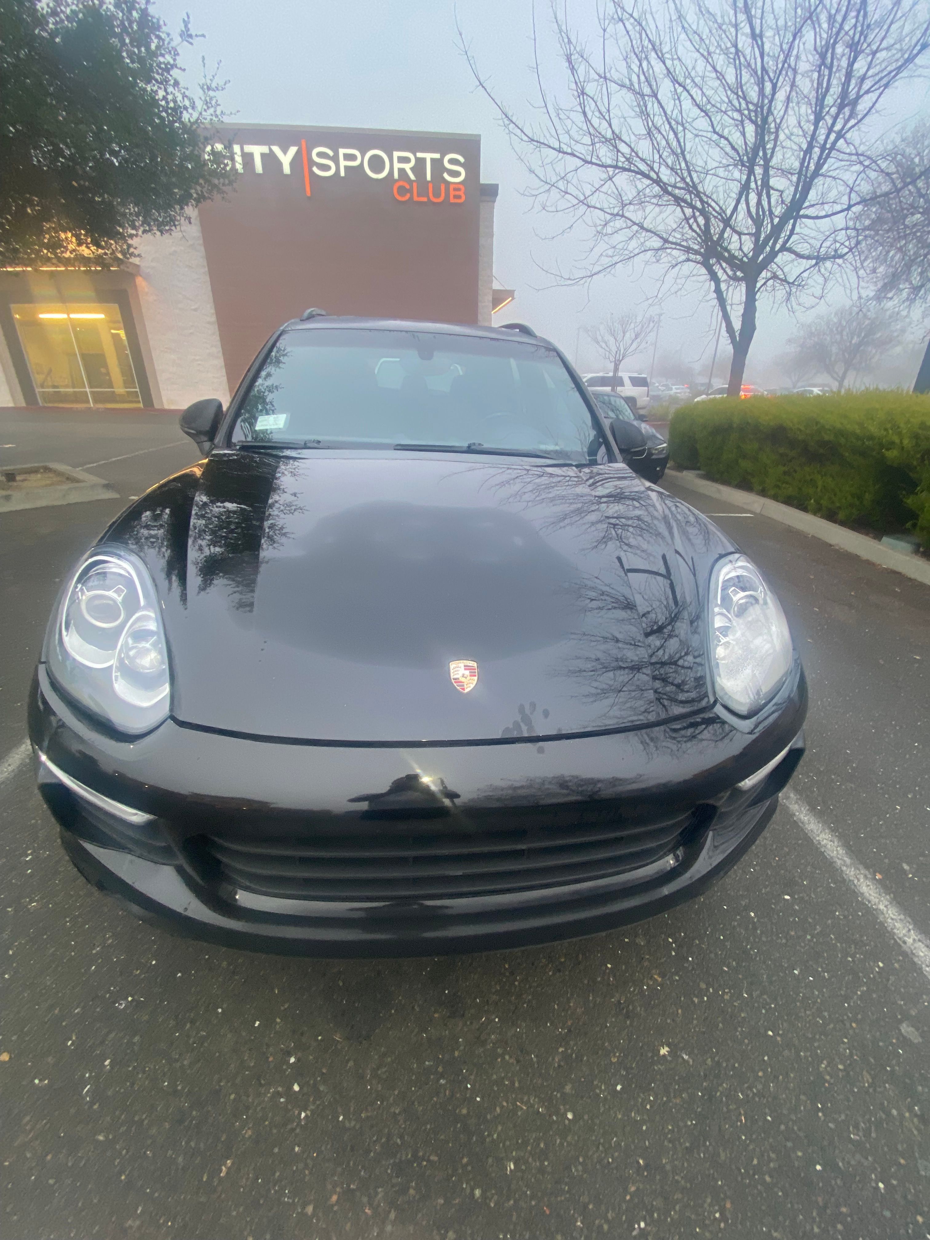 Used 2015 Porsche Cayenne Diesel AWD/4WD image 2