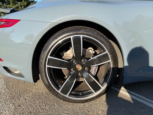 Used 2017 Porsche 911 Carrera RWD image 28