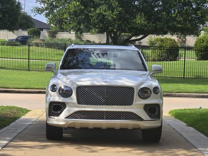 Used 2021 Bentley Bentayga