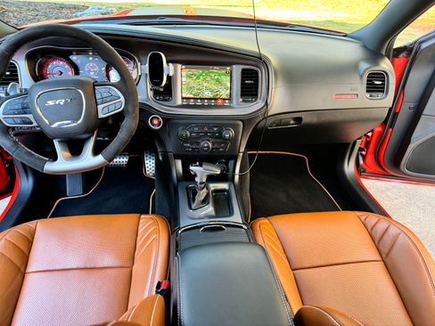 Used 2023 Dodge Charger SRT Hellcat image 17