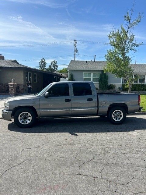 Used 2006 GMC Sierra 1500 SL RWD image 1