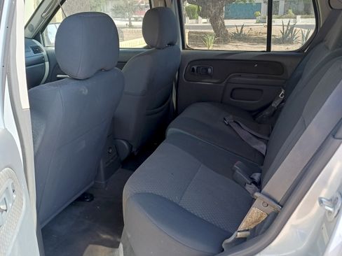 Used 2002 Nissan Xterra XE w/ (UTL) Utility Pkg RWD image 9