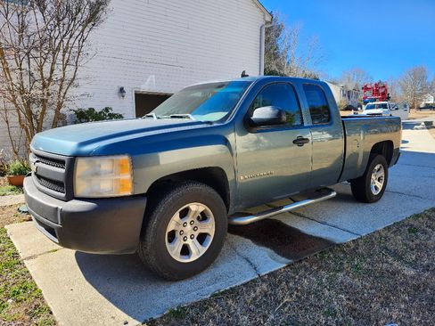Used 2008 Chevrolet Silverado 1500 W/T image 1