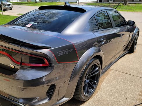 Used 2020 Dodge Charger Scat Pack image 2