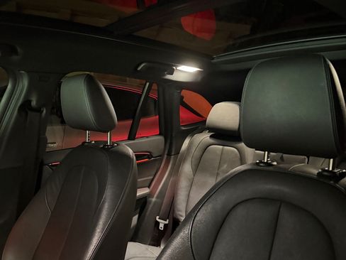 Used 2017 BMW X1 sDrive28i image 16